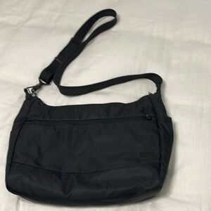 pacsafe City Safe CS 200 Travel Bag Unisex 16 x 10 x 3 Great in Europe!